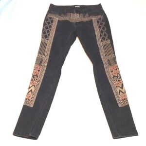 BDG Womens Jeans Sz 26 Embroidered Black Mid Rise Twig Ankle Fall Winter Boots